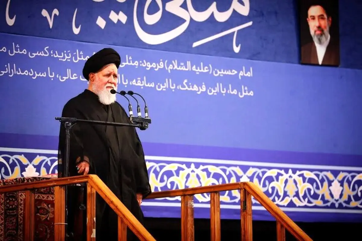 امروز نه فقط دنیای اسلام، بلکه دنیای مستضعفین به ما وابسته است