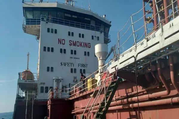 تصاویر نفتکش توقیفی در سواحل دریای عمان