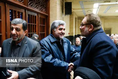 محمد شریعتمداری