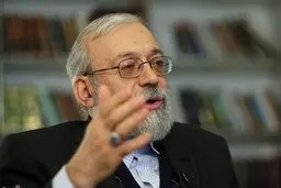 محمدجواد لاریجانی در انقاد از روحانی: اگر مردم به رابطه با آمریکا رأی دهند سر میز مذاکره هیچ کارتی نداریم/ پیشنهاددهندگان رفراندوم دروغ می‌گویند