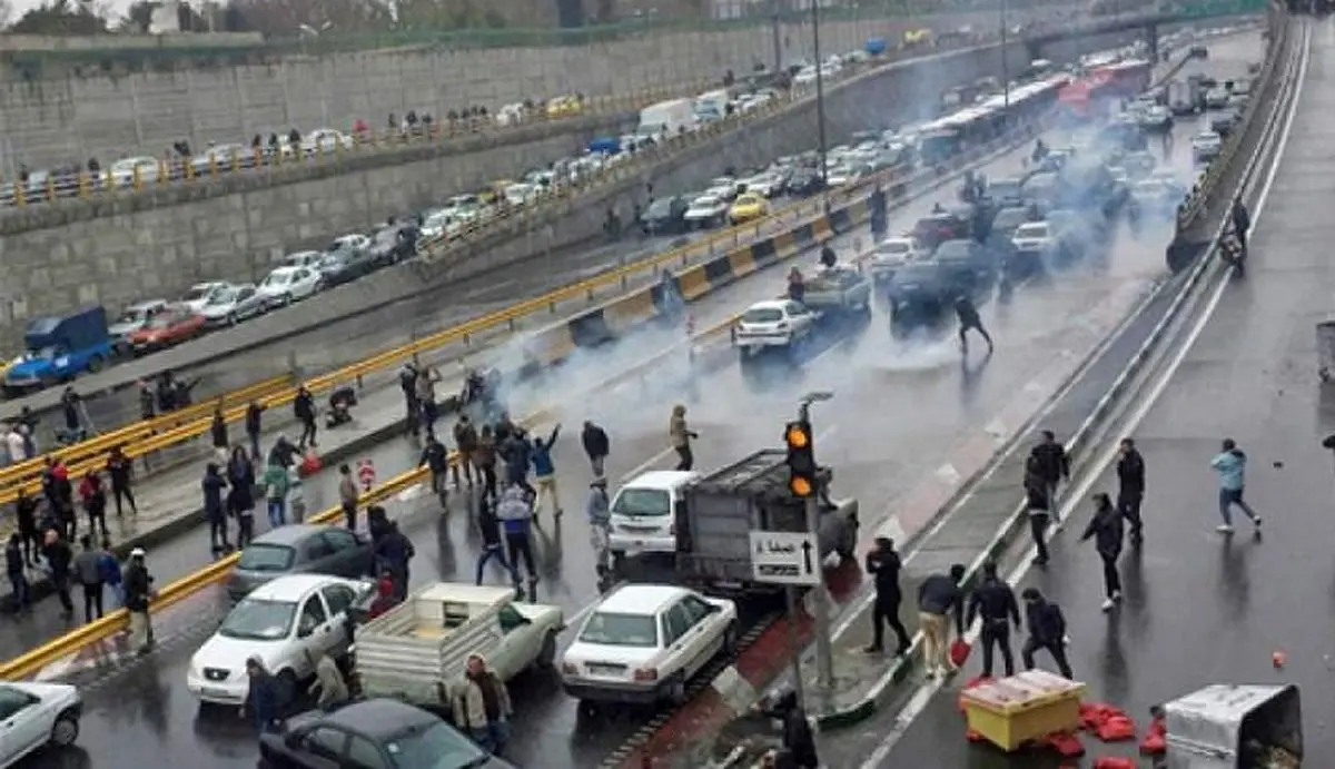 احتمال حمله سایبری به پمپ بنزین‌ها در آستانه سالگرد حوادث آبان