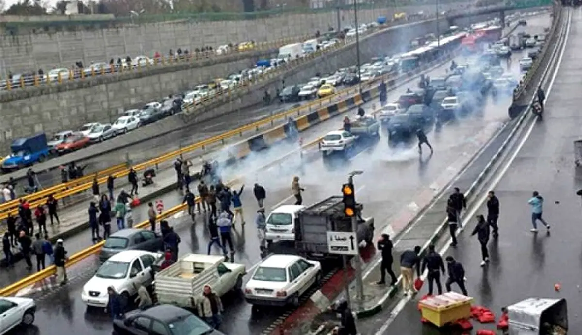 احتمال حمله سایبری به پمپ بنزین‌ها در آستانه سالگرد حوادث آبان