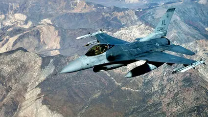 هشدار خلبان F16 آمریکا درباره موشک های پر سرعت ایران