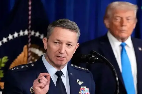 هشدار ژنرال دن کین به ترامپ درباره حمله به ایران