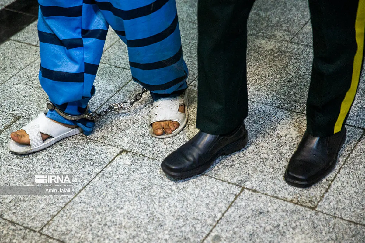 دستگیری یک فرد با تسلیحات کامل در شهر ری + فیلم