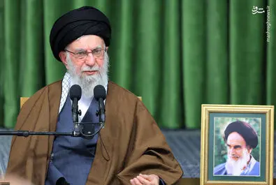 رهبر انقلاب