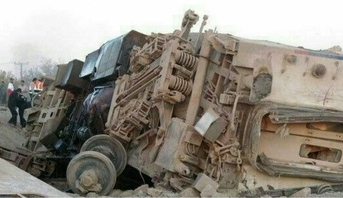 صدور دستور بازداشت ۶ نفر در حادثه قطار مشهد - یزد