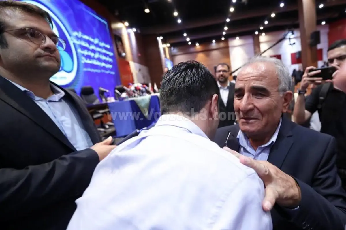 دلیل  استقلالی شدن جواد در مراسم معارفه نکونام!