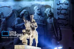 تصاویر مجسمه «زانو زنندگان برابر ایران»