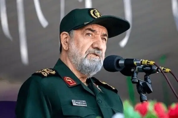 سرلشکر رضایی تهدید کرد : برگردید و خودکشی نکنید!