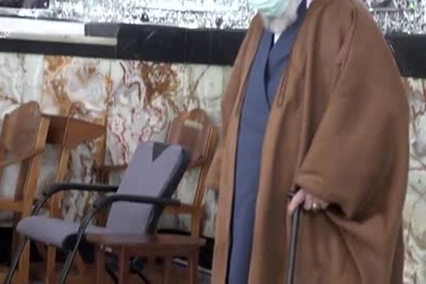 حضور رهبر انقلاب در حرم سیدالکریم در سال ۱۴۰۱