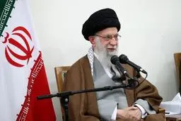 رهبر انقلاب تاکنون به چه کسانی لقب خائن داده‌اند؟