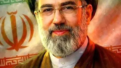 سناتور دموکرات : رهبر ایران قدرت خود را به رخ می کشد