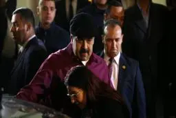 مادورو محکم در دادگاه اجباری چه گفت؟