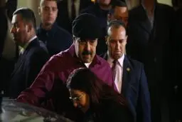 مادورو محکم در دادگاه اجباری چه گفت؟