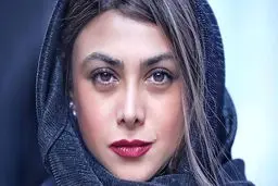 وکیل آزاده صمدی: قاضی در رای خود بیانیه عقیدتی منتشر کرده است