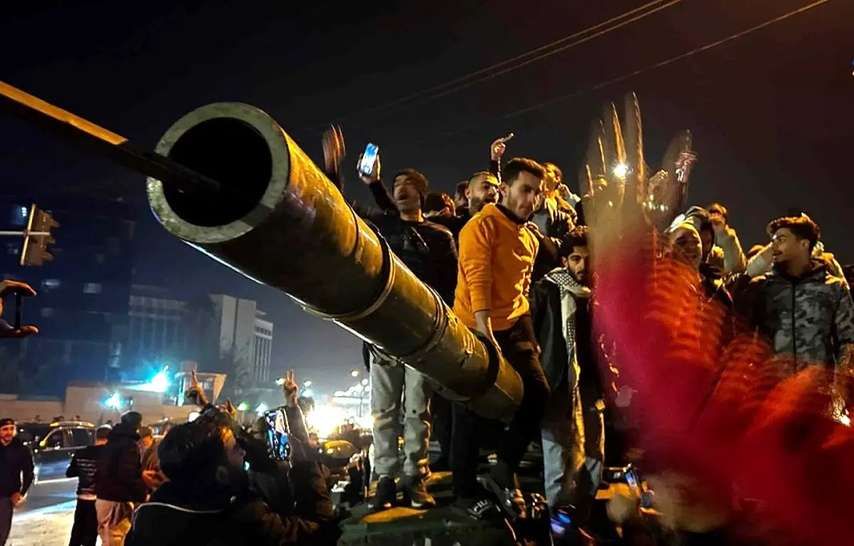 بشار سقوط کرد؛ چرا ایران هیچ کاری نکرد؟ | نیویورک‌تایمز: تحریرالشام به ایران پیام داده به شیعیان کاری نخواهد داشت