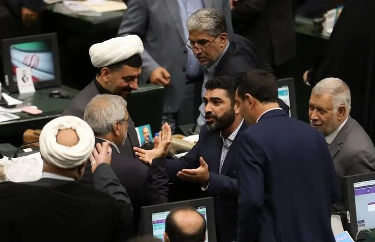 معتمدی‌زاده خطاب به روحانی :  آش دهان‌سوزی نبودید که امروز طلبکارید؛ علی برکت الله! 