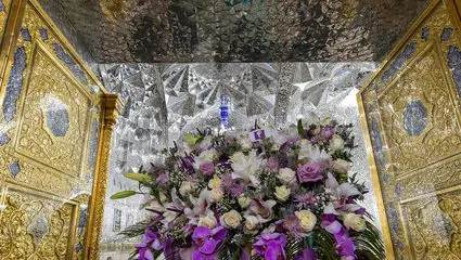 یک ایرانه و یک امام رضا(ع) با نوای حاج محمود کریمی