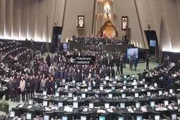 در لحظات آخر و پایان مجلس یازدهم چه گذشت؟