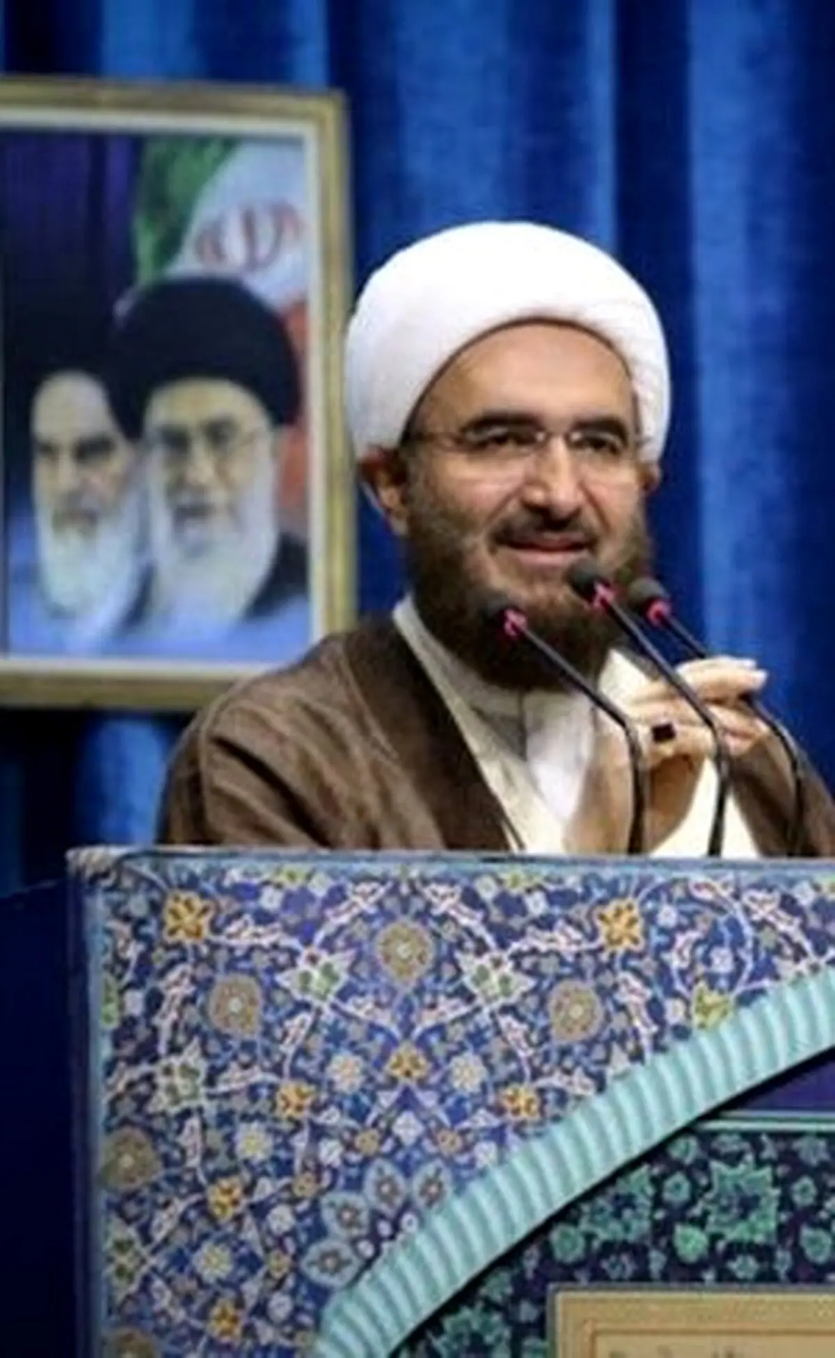 امام جمعه موقت تهران:تنگه هرمز قابل مذاکره نیست