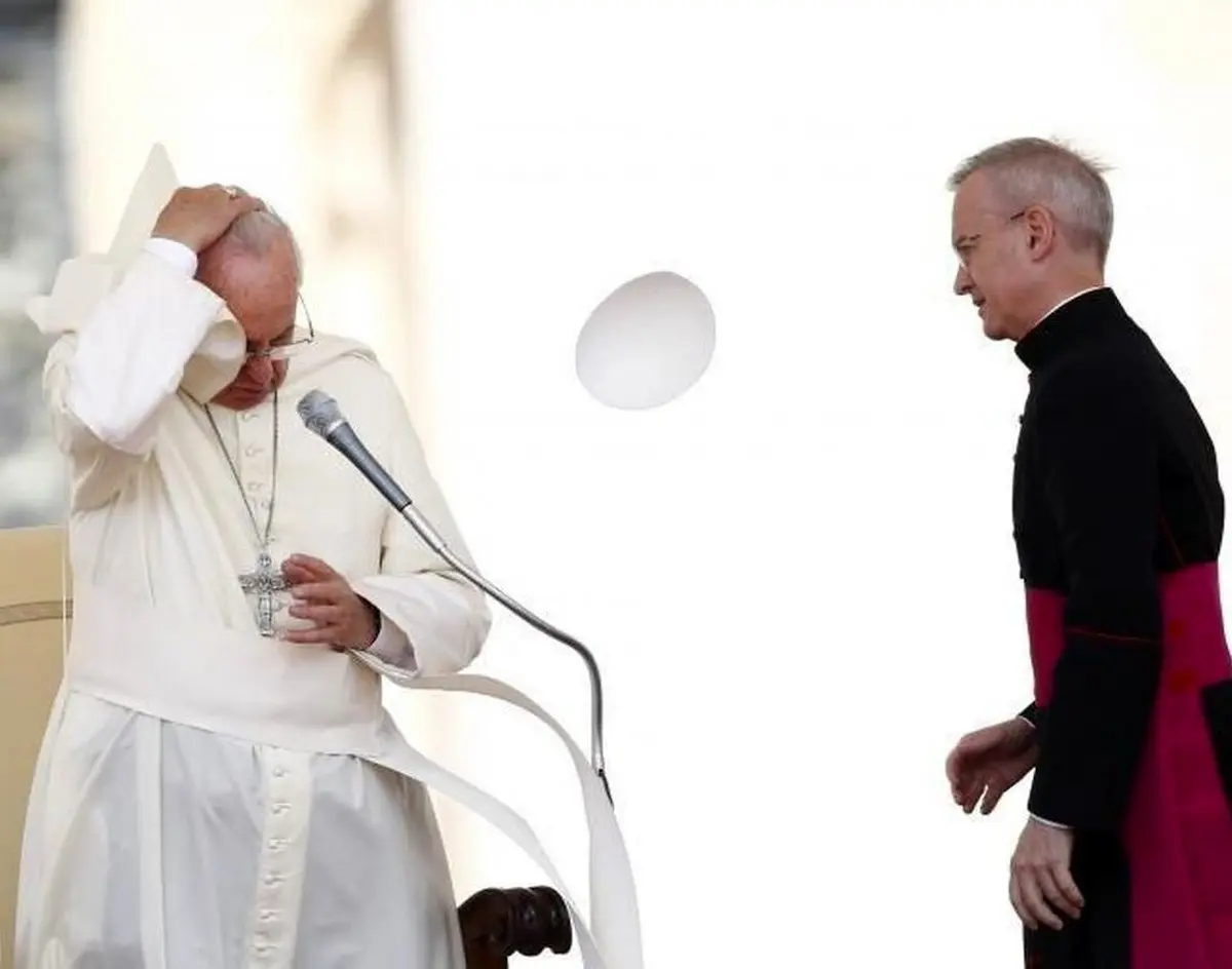 پاپ‌ها در تاریخ مسیحیت؛ از جنجال استعفای پاپ بندیکت تا ماجرای پاپی که با خواهرانش رابطه برقرار می‌کرد