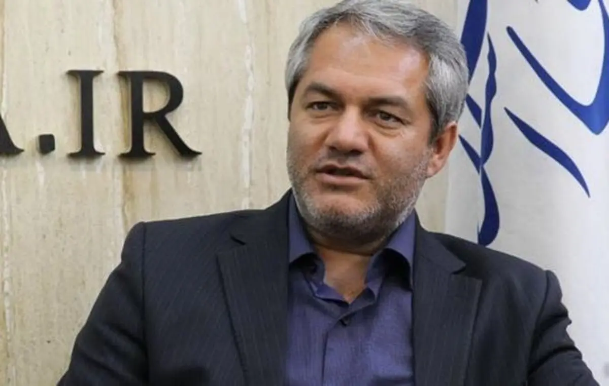 فکر می‌کنند از آسمان افتاده‌اند و می‌گویند فقط ما مسلمانیم
