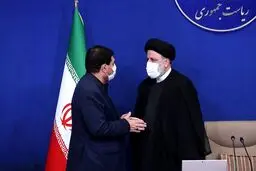 کنایه روزنامه اصلاح طلب به مخبر: تیم اقتصادی رئیسی زیر بلیت وی نمی روند