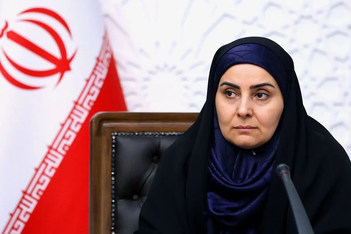 پیراهن عثمان شدن سفر خانم وزیر به کیش