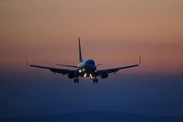 هواپیمای میانجیگران قطری در تهران به زمین نشست