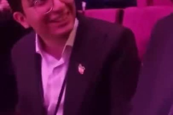لحظه اعلام قهرمانی تیم ملی نجوم و اخترفیزیک ایران