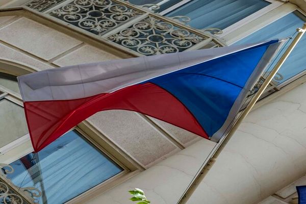 فعالیت سفارت جمهوری چک در تهران از سر گرفته شد