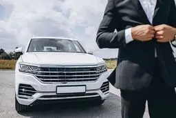 قیمت جدید خودروهای لاکچری داخلی در بازار 28 مهر | جدول