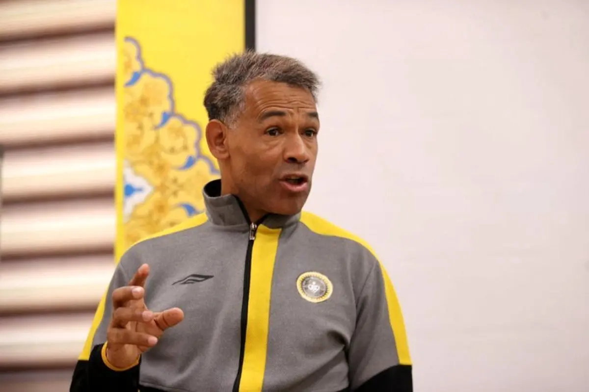 مو رایس: بنفیکا من را سرمربی‌اش کند!