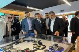 جزئیات بازدید گروسی از نمایشگاه «دستاوردهای صنعت هسته‌ای ایران»