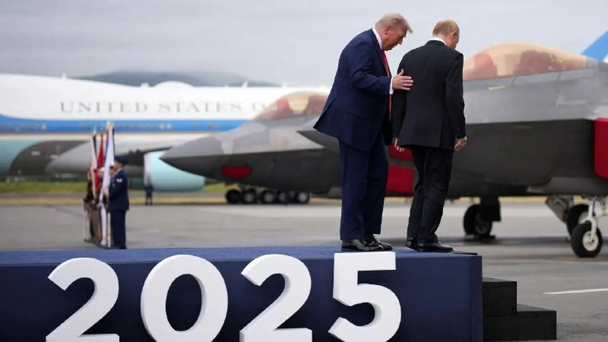 کیت کلاگ خطاب به منتقدان ترامپ در آلاسکا : خفه شوید