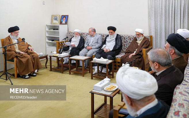 تصاویر دیدار فقها و حقوقدانان شورای نگهبان با رهبر معظم انقلاب