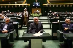 جزئیات جلسه رای اعتماد به وزیر پیشنهادی اقتصاد؛ مجلس وارد فاز بررسی نهایی شد