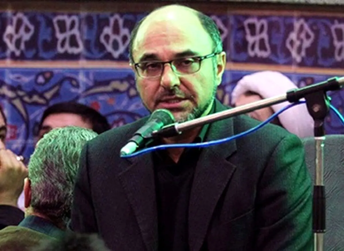 توئیت برادر خانم سید خامنه‌ای جنجالی شد