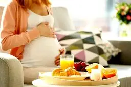 اهمیت رژیم غذایی در بارداری و تأثیر آن بر رشد جنین
