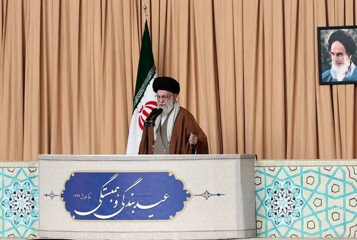 خطبه‌های نماز عید سعید فطر به امامت رهبر انقلاب