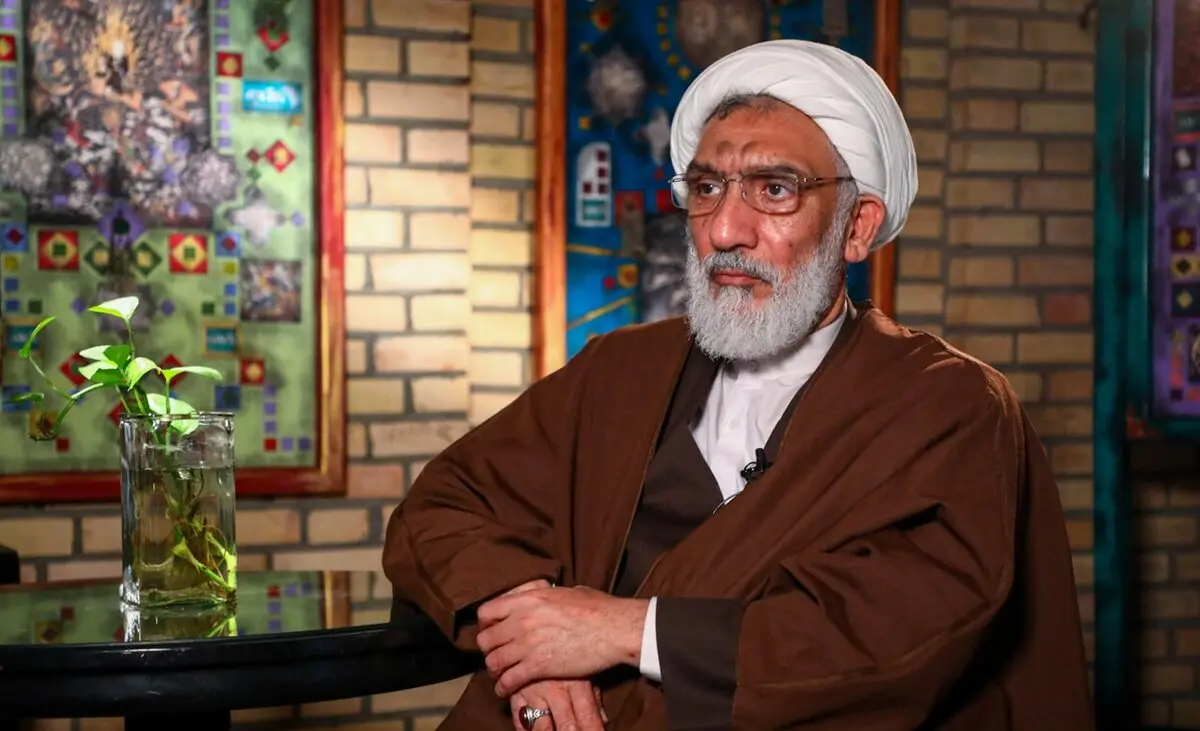 فالو کردن صفحه ۵ کاندیدای انتخاباتی رقیب از سوی پورمحمدی
