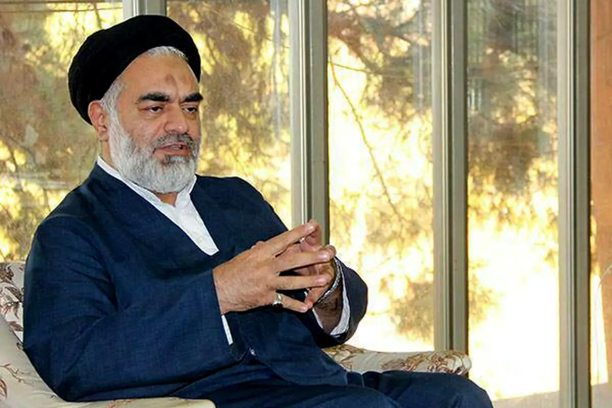 امام جمعه اصفهان در مورد حجاب:مردم متدین وظیفه آتش به اختیار دارند