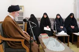 تصاویر دیدار خانواده شهید حاج قاسم سلیمانی با رهبر انقلاب