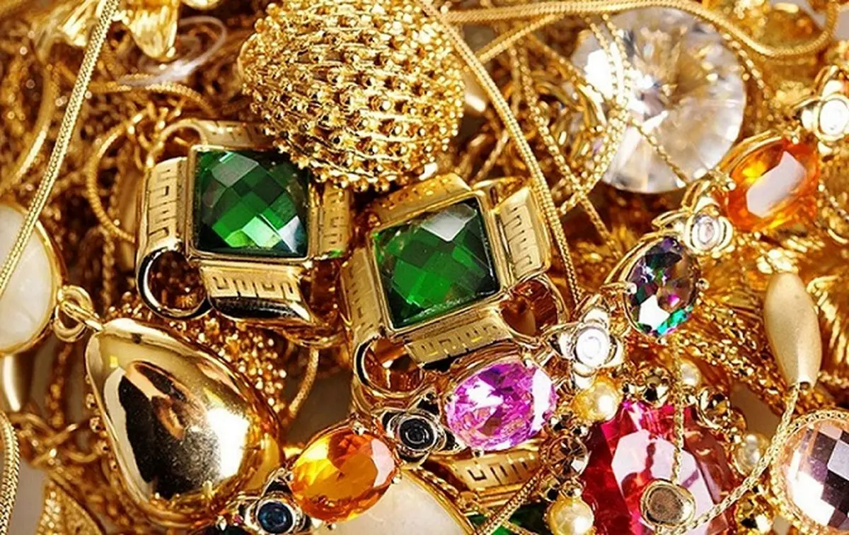 آخرین قیمت دلار و سکه در بازار (۱۴۰۰/۰۲/۰۸)