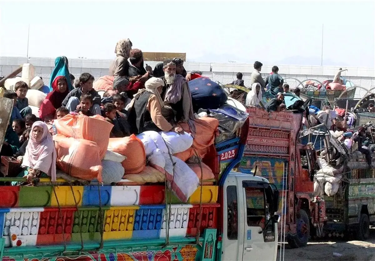 اخراج ۲۷۷ نفر با آغاز مرحله دوم اخراج پناهجویان از پاکستان