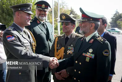 نشست وابستگان نظامی