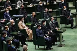 نامه نمایندگان به هیئت رئیسه مجلس: رای اعتماد به وزرا مخفی باشد