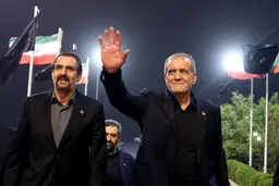 پزشکیان سکوت را شکست: ماجرای سفر به باکو چه بود؟