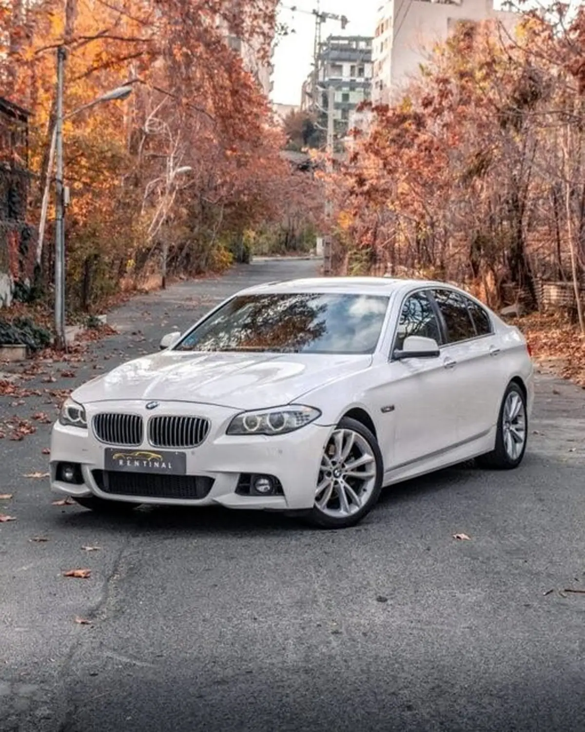 اجاره خودرو های میلیاردی بازیکنان پرسپولیس در تهران